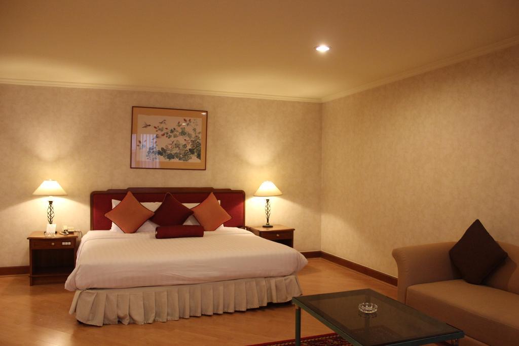 Rembrandt Suites Μπανγκόκ Εξωτερικό φωτογραφία