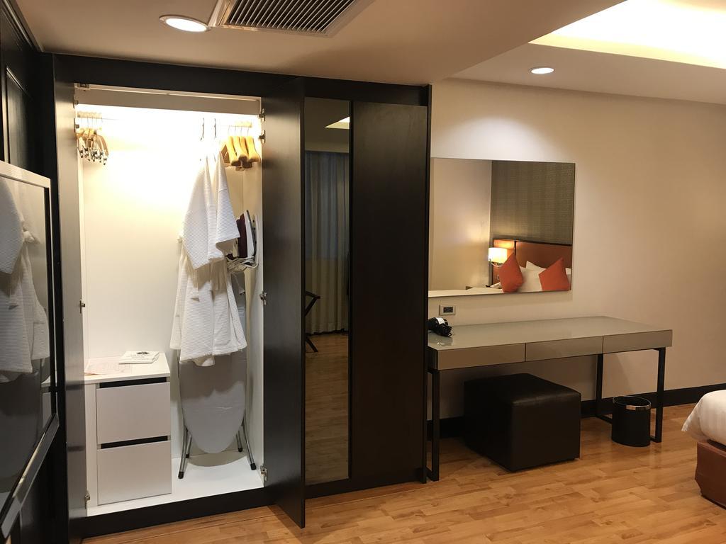 Rembrandt Suites Μπανγκόκ Εξωτερικό φωτογραφία